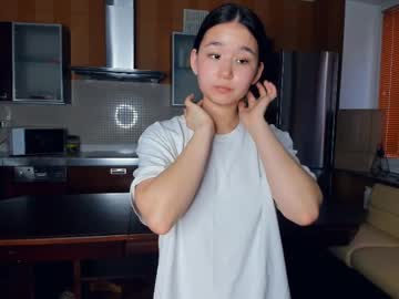 See Brown_eyes_dolphin online Now @ camwhore.uk