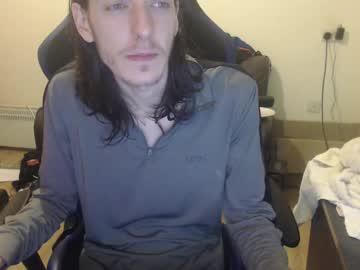 See Daver281197 online Now @ camwhore.uk