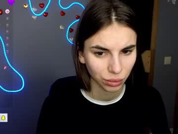 See Emmygreans online Now @ camwhore.uk