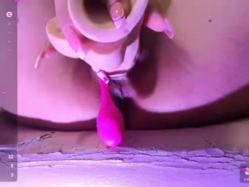 See Laylafoxy_tay online Now @ camwhore.uk