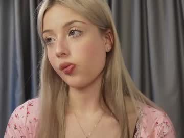 See Lovendy online Now @ camwhore.uk
