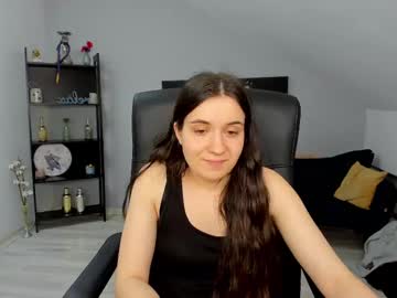 See Melissawiliam online Now @ camwhore.uk
