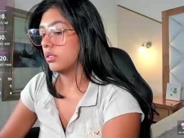 See Nickymills_1 online Now @ camwhore.uk