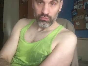 See Pollito1985 online Now @ camwhore.uk