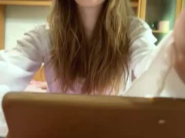 See Quennacolbourne online Now @ camwhore.uk
