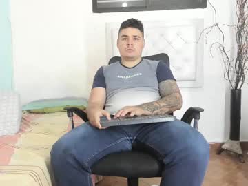 See Sharkmerlin online Now @ camwhore.uk