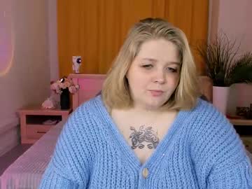 See Sladadeew online Now @ camwhore.uk