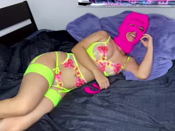 See Stoneinthesword online Now @ camwhore.uk